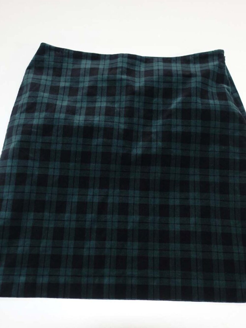 Talbots Women's Velvet Plaid Pencil Skirt Size 12 Green Black Above Knee Lined